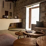 Manifest Boutique