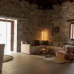 Manifest Boutique מלון אויטילון