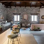 Manifest Boutique Οίτυλο