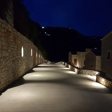 Manifest Boutique 호텔 이틸로