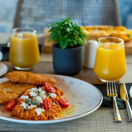 Manifest Boutique Hotel 4*