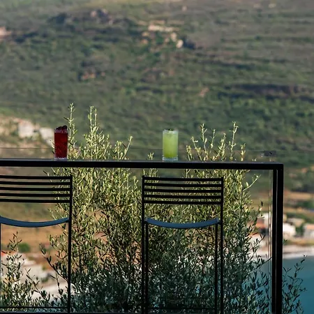 Manifest Boutique 4* Étilo