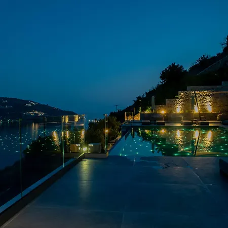 Manifest Boutique 이틸로