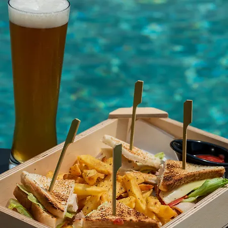 호텔 Manifest Boutique 4*