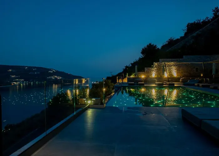 Manifest Boutique Hotel Oítilon