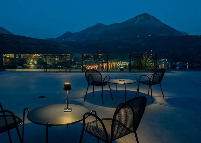 Manifest Boutique 4* Oítilon