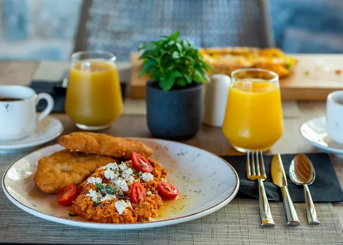 Manifest Boutique Hotel 4*