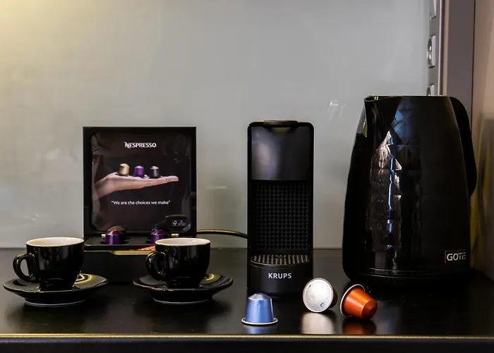 Manifest Boutique Oítilon