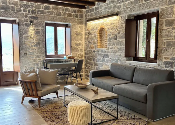 Manifest Boutique Hotel Étilo